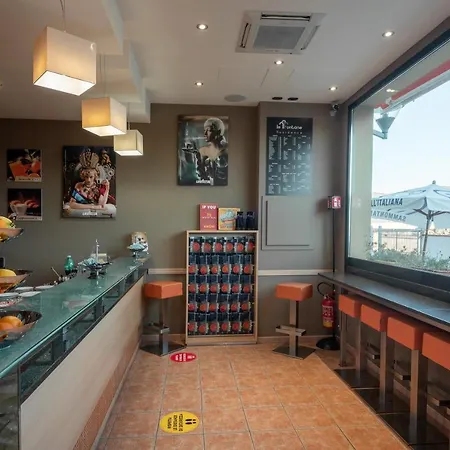 شقة Stylish Le Fontane 1 Bedroom Sleeps 2 Num0754 فيلاّسيمِيوس